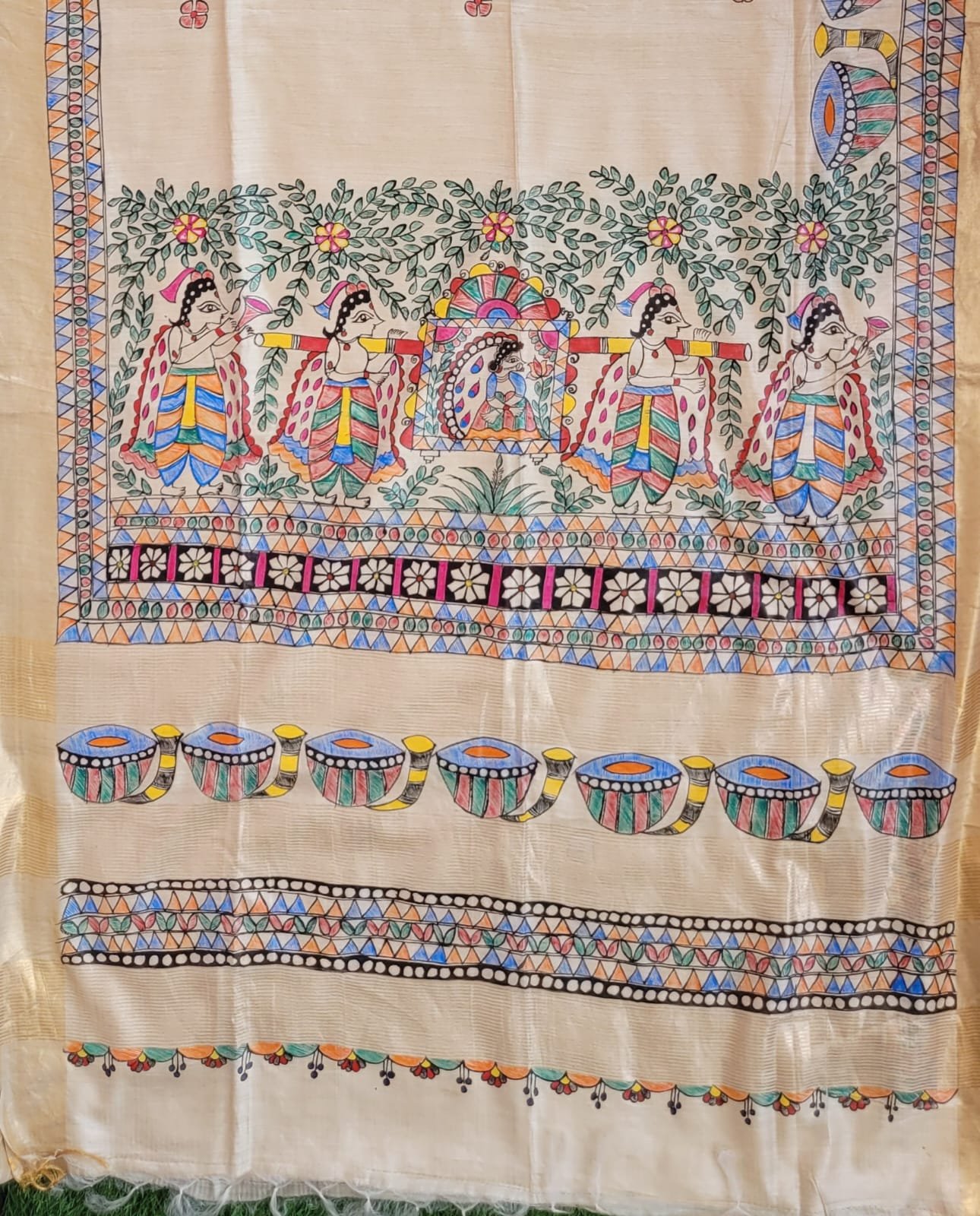 Munga tussar silk mark certified madhubani hand painted saree (with zari border) - Image 3