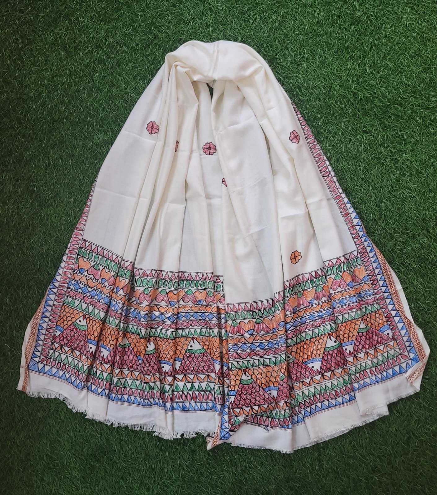 MADHUBANI SUTRA:- Hand Painted Madhubani Gents Dopta